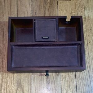 Elegant Brown Leather Jewelry Organizer